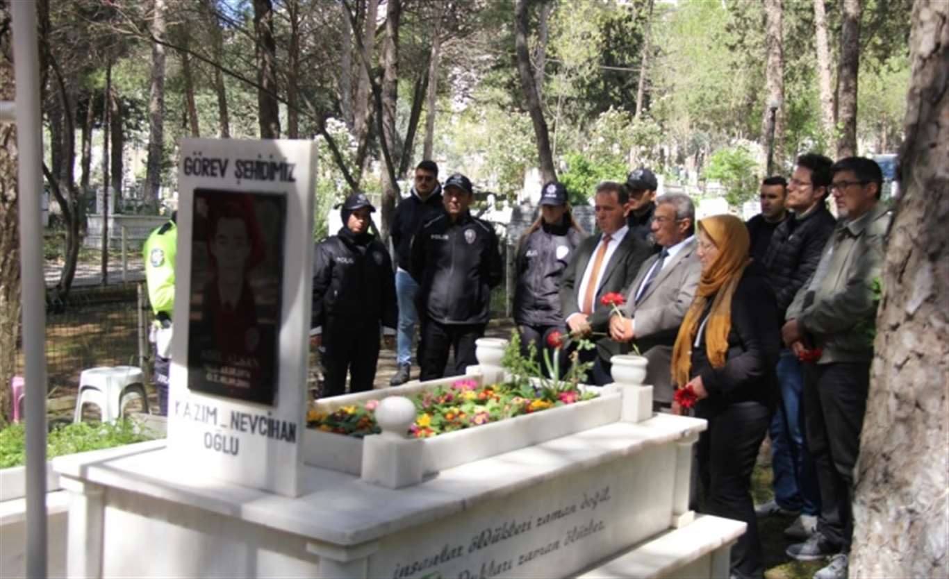  Yatağanlı Şehit Polis Adil Alsan dualarla anıldı haberi